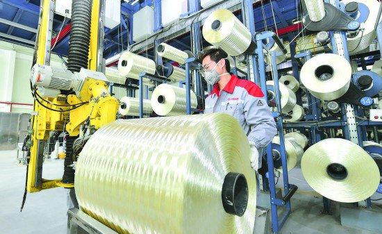 青海 向 新 而行 向 高 攀登